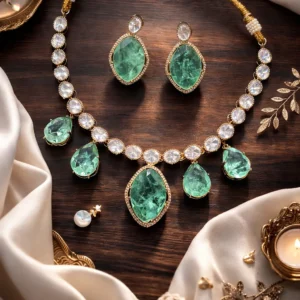 EAGLE JEWELLERS - VICTORIAN DELICATE NECKLACE SET NMOS-147